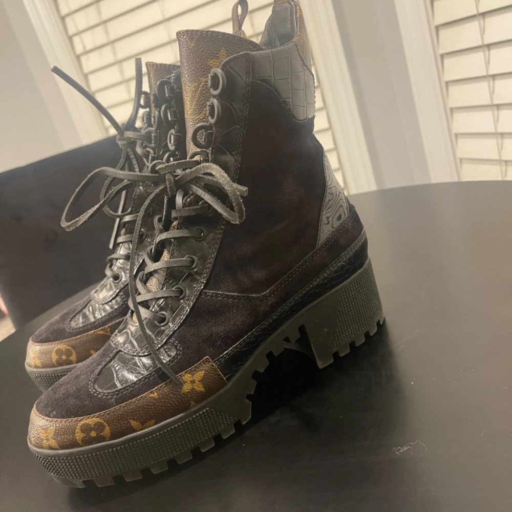 Louis Vuitton Laureate Platform Dessert Boot - Picture 2 of 2